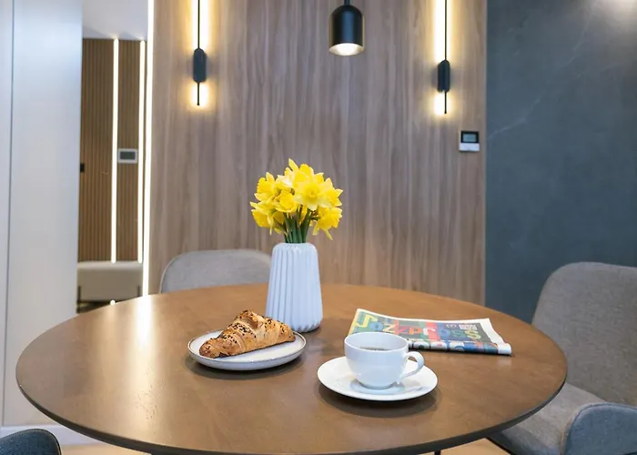 Apartment Easy Rent- The Wieniawski, Centrum, Free Parking *